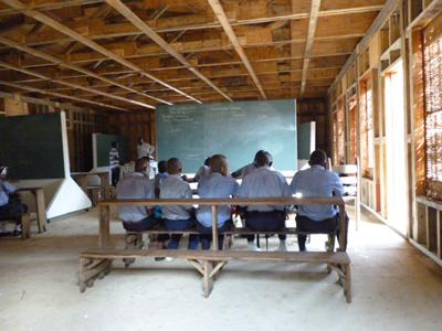 Asociaţie ortodoxă construieşte o şcoală pentru copiii din Tahiti