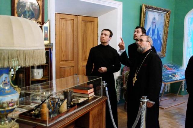 O delegaţie de la Facultatea de Teologie din Bucureşti a vizitat Academia Teologică din Moscova