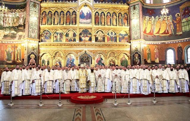 În Catedrala mitropolitană din Sibiu s-a oficiat un parastas pentru mitropolitul Antonie Plămădeală