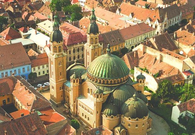 În Arhiepiscopia Sibiului va fi implementat proiectul "Întrajutorarea braşoveană"