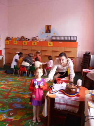 "Săptămână Românească", la Grădiniţa "Buna Vestire"