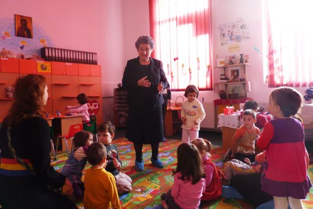 "Săptămână Românească", la Grădiniţa "Buna Vestire"
