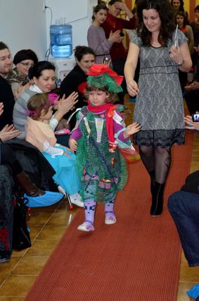 Parada costumelor ecologice, la Grădiniţa „Buna Vestire”