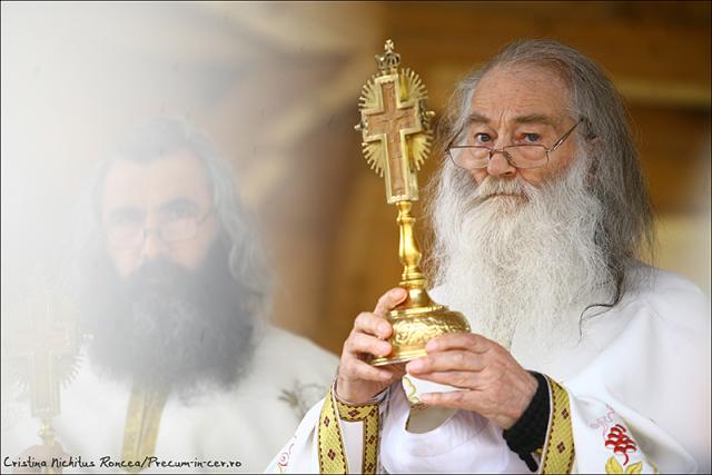 Călătorie în imagini prin lumea ortodoxă românească