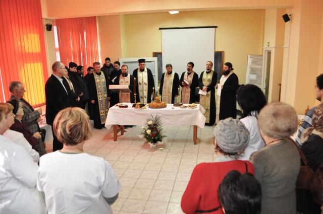 Sfinţii Atanasie şi Chiril, prăznuiţi în două biserici din Iaşi