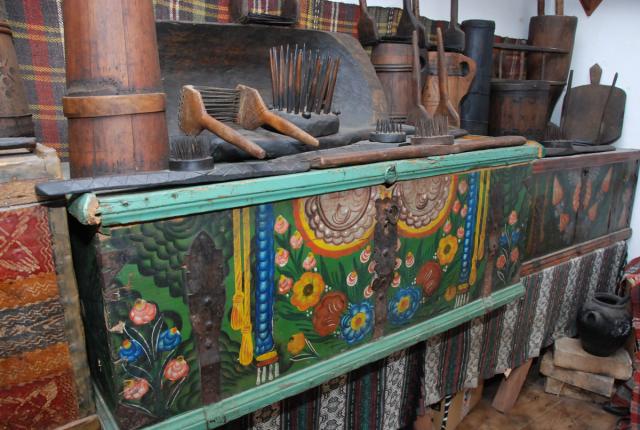 Lada de zestre, un depozit de frumos şi de trăinicie