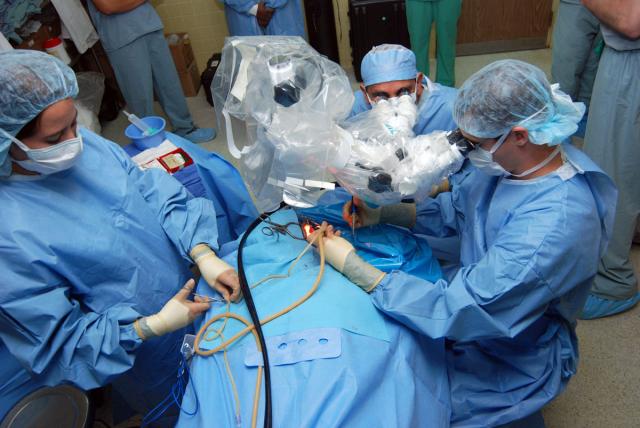 Operaţie de transplant hepatic dublu, la Institutul Clinic Fundeni