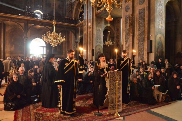 IPS Teofan va săvârşi slujba Canonului Mare la Catedrala mitropolitană
