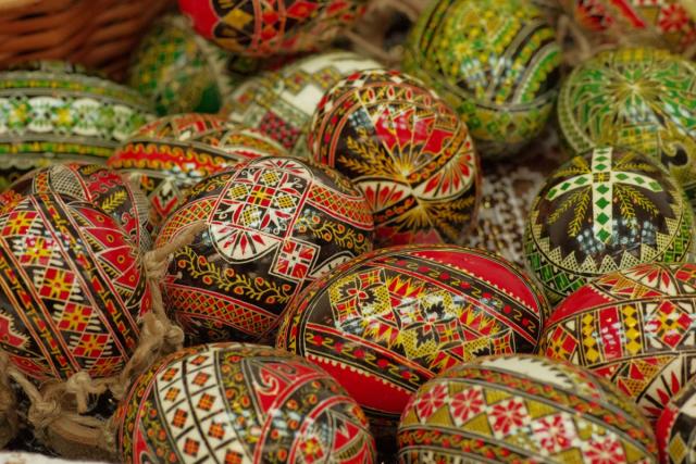 Ouăle încondeiate vestesc, şi la Iaşi, venirea Paştilor