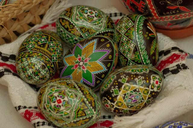 Ouăle încondeiate vestesc, şi la Iaşi, venirea Paştilor