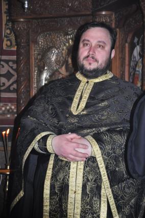 ÎPS Teofan: "Să nu fim doar credincioşi de duminică”
