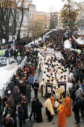 Mărturisire de credinţă în jurul sfintelor icoane