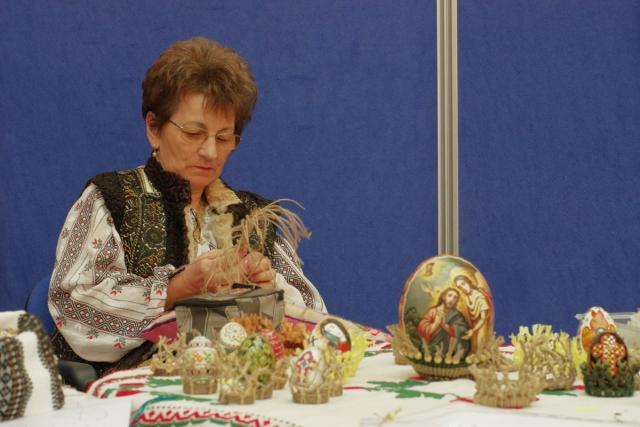 Ouăle încondeiate vestesc, şi la Iaşi, venirea Paştilor