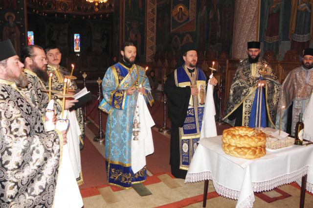 Slujbă de pomenire pentru episcopul Grigorie Leu al Huşilor