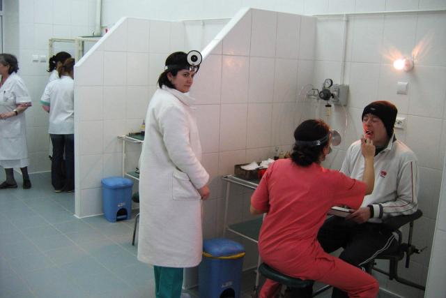 Deficit major de medici în sistemul sanitar românesc