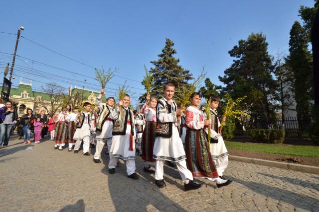 Procesiuni în ajunul Floriilor în Eparhia Iaşilor