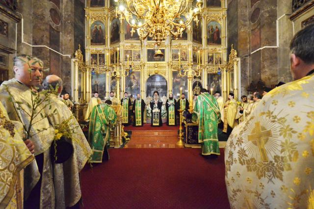 Procesiuni în ajunul Floriilor în Eparhia Iaşilor