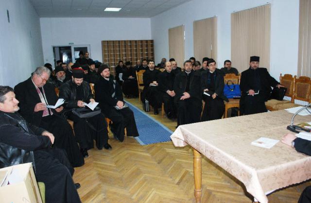 Conferinţe preoţeşti în protopopiatele Hârlău şi Târgu Neamţ