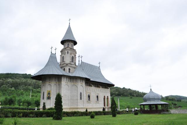 „Sfântul Evanghelist Ioan a simţit că Dumnezeu este iubire“