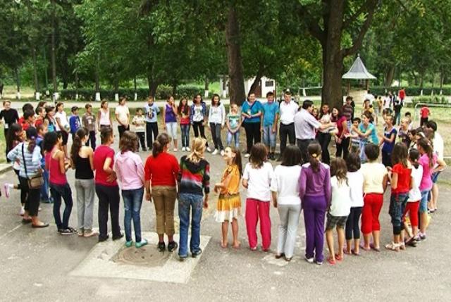 Tabere de vară la Miclăuşeni