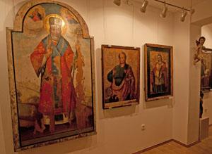 Volyn: 100 de icoane cu Sfântul Nicolae