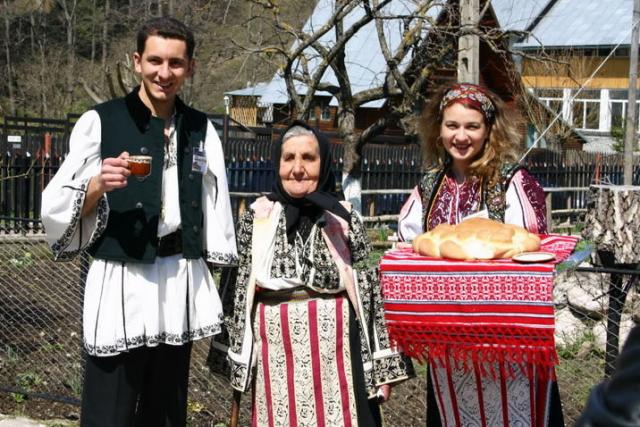 Pâinea şi sarea în tradiţia românească