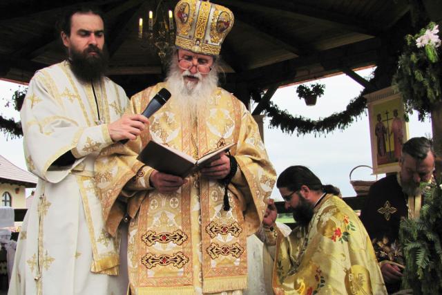 Binecuvântare arhierească în protopopiatele Rădăuţi şi Sascut