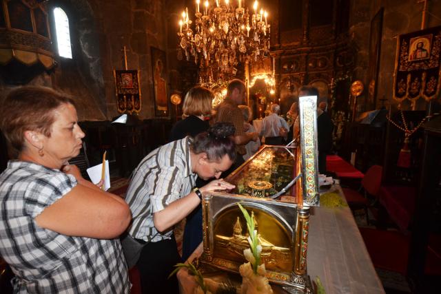 Procesiune la Piatra Neamţ cu moaştele Sfântului Ierarh Varlaam