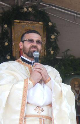 Resfinţirea bisericii parohiei Păltinoasa 1