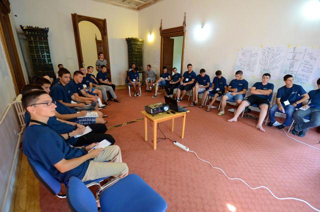 Şcoală de vară pentru elevii seminarişti din Arhiepiscopia Iaşilor