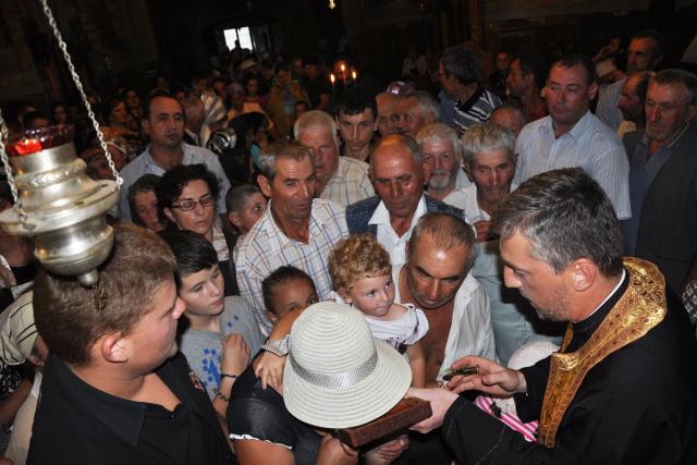 „Sfintele moaşte nu au vrut să plece de la noi“