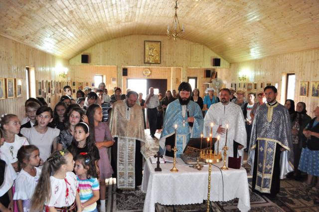 20 de copii din Leţcani au zugrăvit chipurile sfinţilor