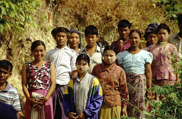 Myanmar – jumătate de milion de creştini sub persecuţie