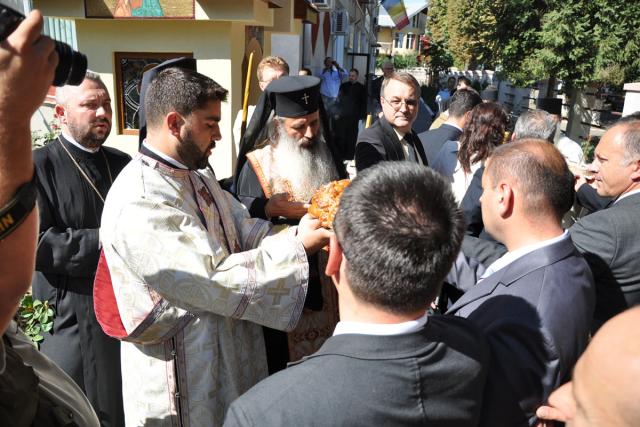 Capela din incinta ISU Iaşi a fost sfinţită de IPS Teofan