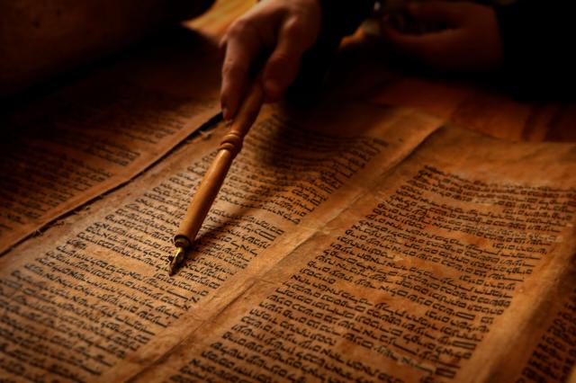 Biblia tradusă în limba cecenă