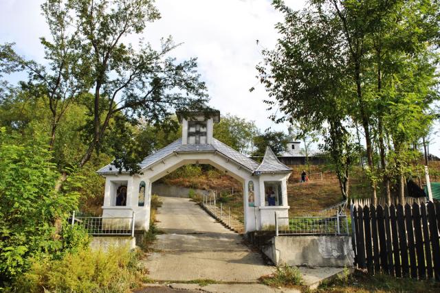 Împărăţia lui Dumnezeu de pe Dealul bisericii