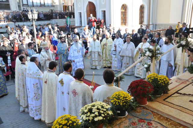 Schimbarea la faţă a Bisericii „Duminica tuturor sfinţilor“ - Banu din Iaşi