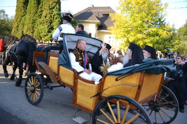 La Rădăşeni, bârnele bătrâne au fost din nou binecuvântate