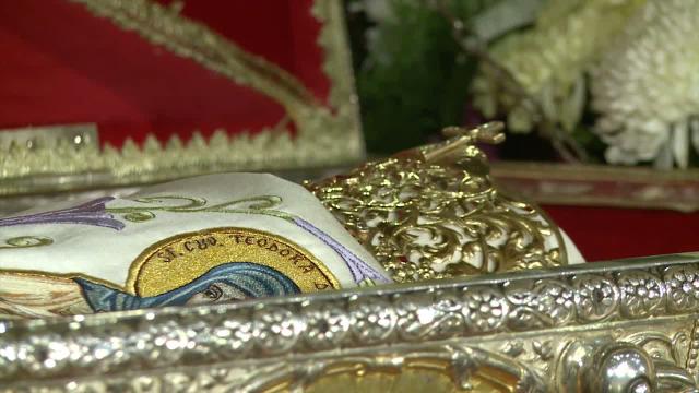 Acatistul Sfintei Cuvioase Parascheva