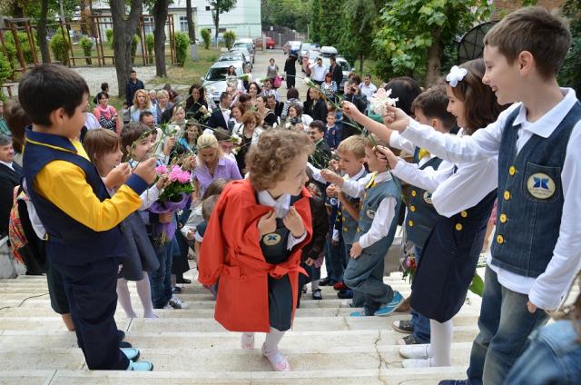 Școala „Varlaam Mitropolitul” deschide oficial înscrierile pentru anul 2013