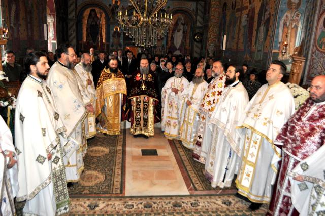 „Sfinţii Zenovie şi Zenovia ne-au transmis credinţa cea adevărată“