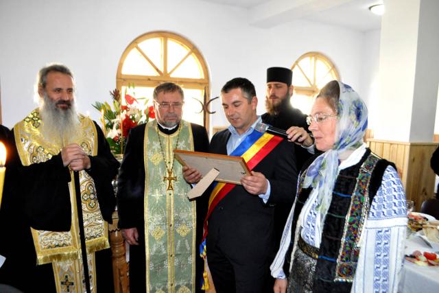 A fost sfinţit aşezământul social din parohia „Naşterea Maicii Domnului“ - Ceahlău