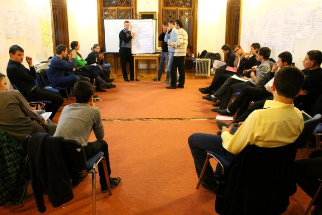 Atelier de creaţie literară pentru elevii seminariilor din Arhiepiscopia Iaşilor