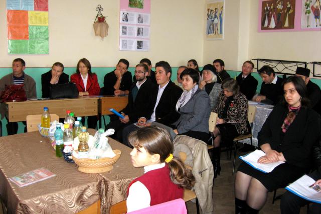 Întruniri ale profesorilor de religie la Vlădeni şi la Lespezi