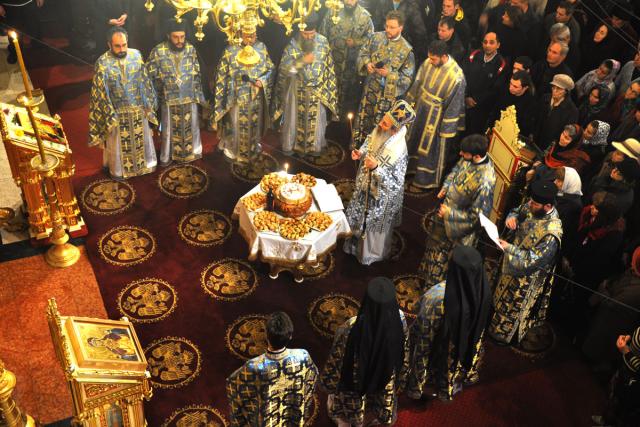 Slujbă de pomenire oficiată de IPS Teofan, pentru mitropolitul Teoctist I al Moldovei