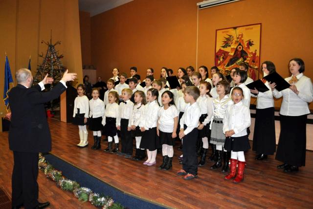 Concerte de colinde în Mitropolia Moldovei şi Bucovinei
