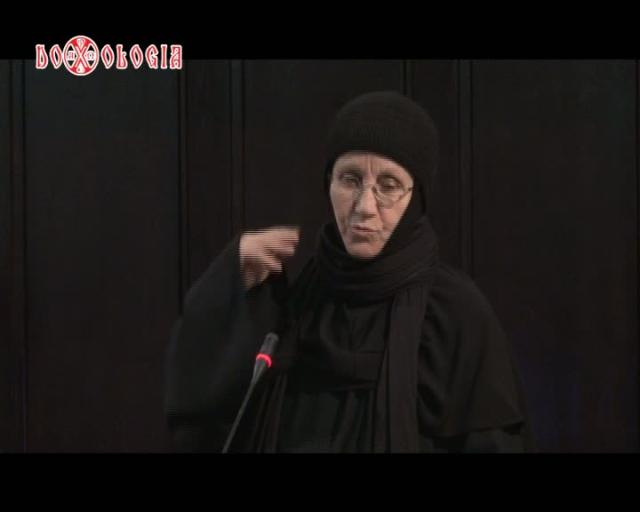 (Video) Maica Siluana Vlad – Trupul omului – potir al Trupului Domnului