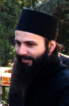 „Orice pelerin este chemat să se deschidă smerit şi creativ către pedagogia lui Dumnezeu“