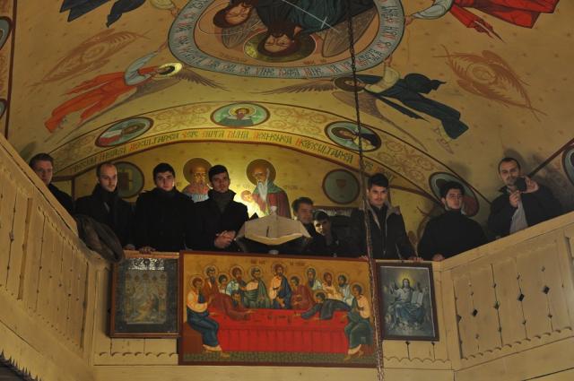 "Sunteţi primul mitropolit care păşeşte în această biserică"