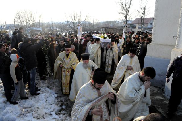 „Semăna pe chipurile celor din jur bucuria“